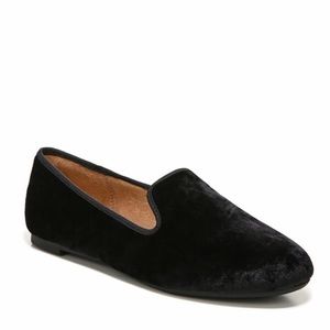Worn once - Sam Edelman Chrissy loafers, black/crushed velvet Size 7